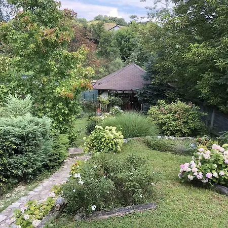 Villa Garden&pool Time By River